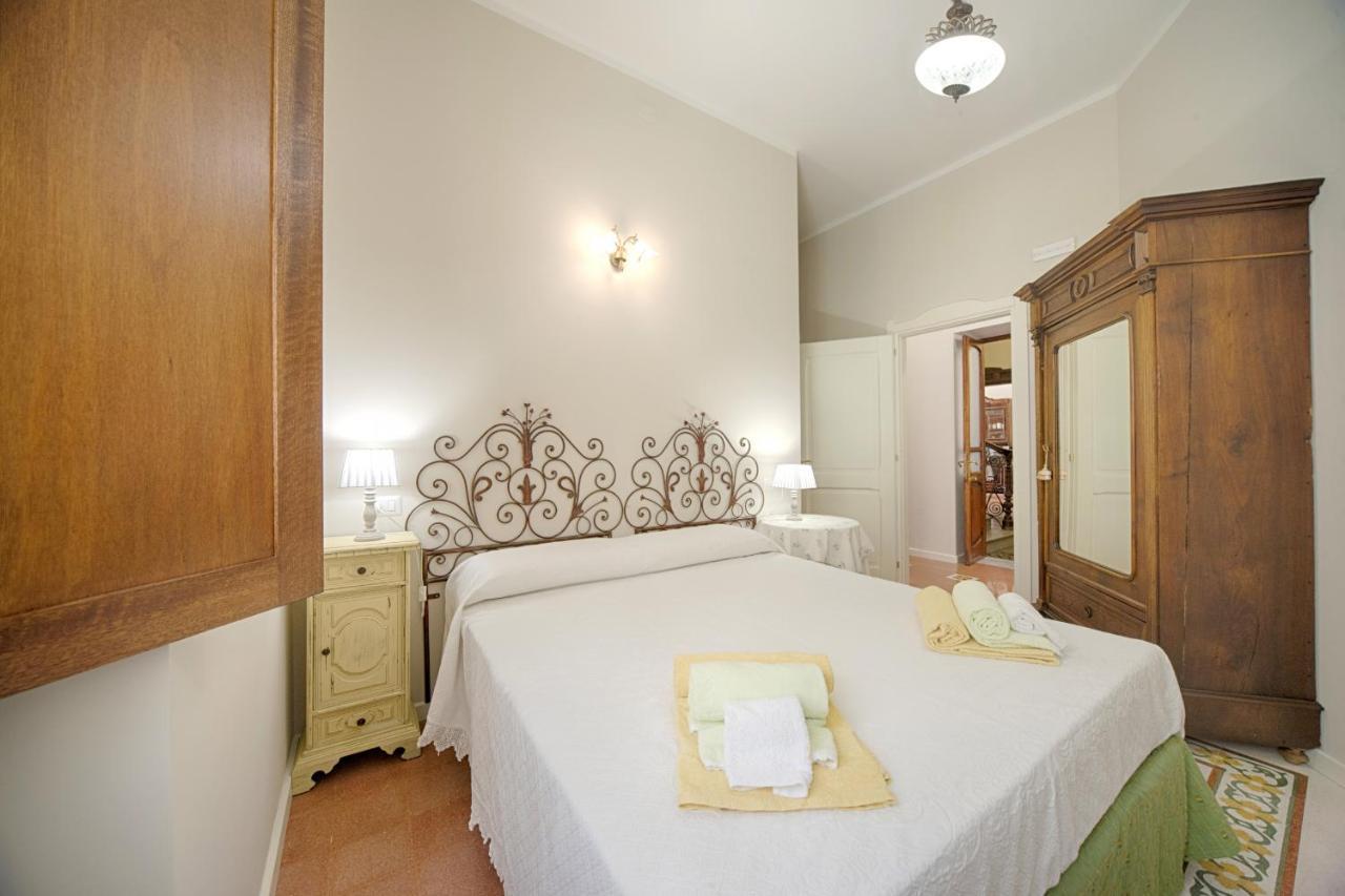 B&B A Casa Di Teresa Olbia Exterior foto